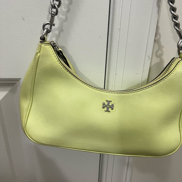 Tory Burch Green Leather Mercer Shoulder Bag $298 - Picture 3 of 9